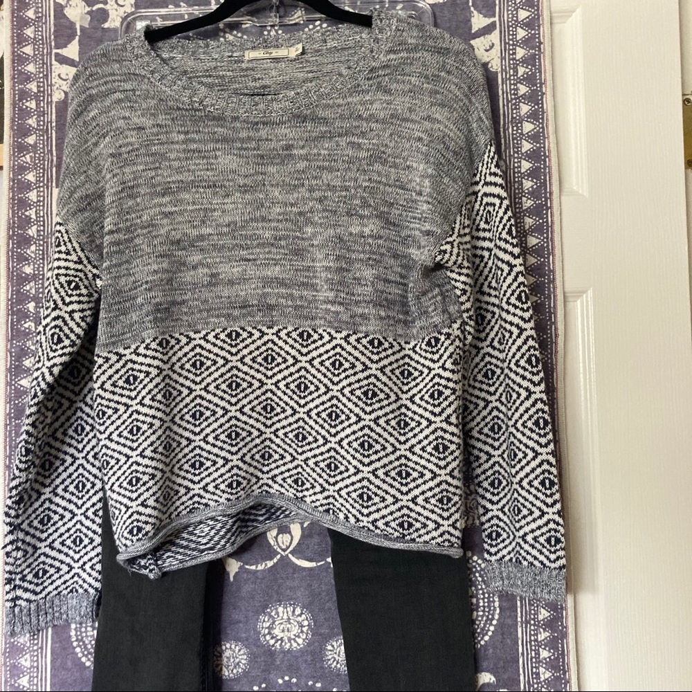 Billabong sweater